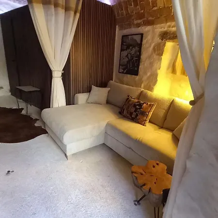 Bergerie De Charme Pour Escapade Romantique Au Pied Du Mont Bouquet *