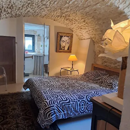 Bergerie De Charme Pour Escapade Romantique Au Pied Du Mont Bouquet Seynes