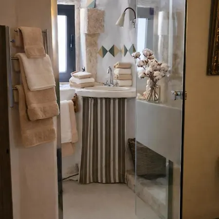 Bergerie De Charme Pour Escapade Romantique Au Pied Du Mont Bouquet Дом отдыха *